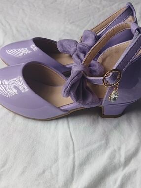 Lilac Patent Mary Jane Heels with Bow Accent - Women